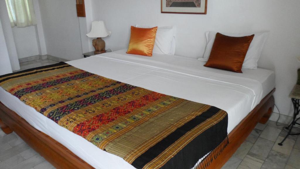 The Red Hibicus Guest House Chiang Mai Oda fotoğraf